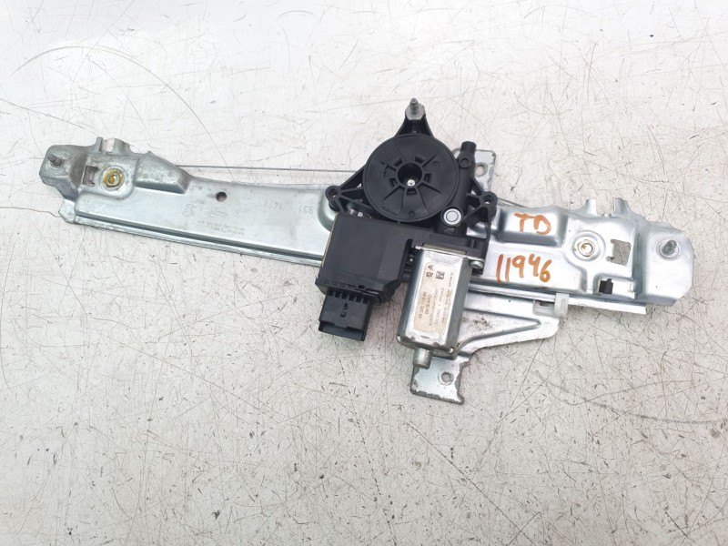 Recambio de elevalunas trasero derecho para citroën c3 shine referencia OEM IAM 9829511980  