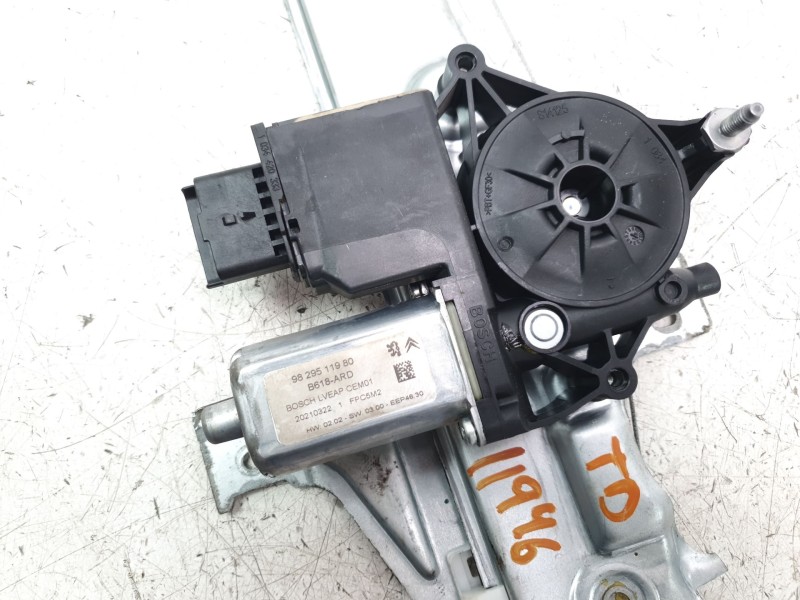 Recambio de elevalunas trasero derecho para citroën c3 shine referencia OEM IAM 9829511980  