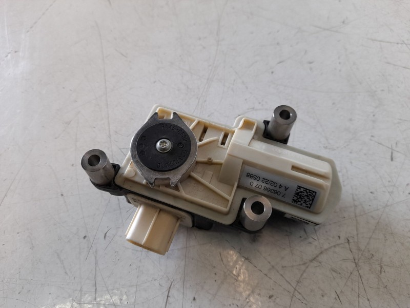 Recambio de modulo electronico para mazda cx-5 2.0 cat referencia OEM IAM 706366070  