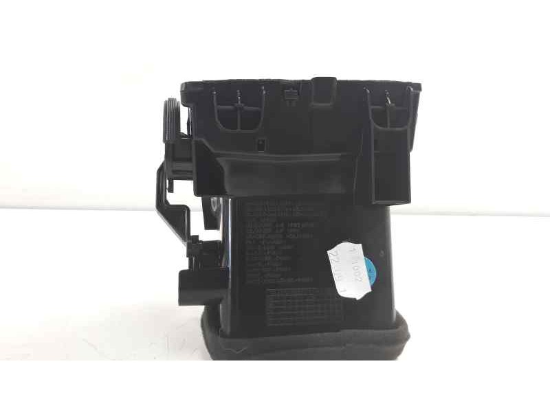 Recambio de rejilla aireadora para nissan pulsar (c13) acenta referencia OEM IAM 687613ZPOA  