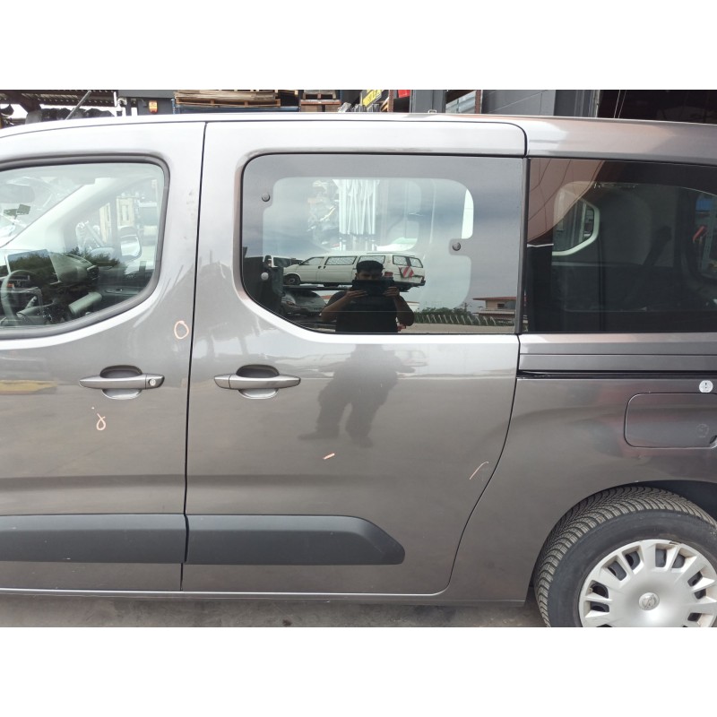 Recambio de puerta lateral corredera izquierda para opel combo e tour / life (k9) 1.5 referencia OEM IAM   