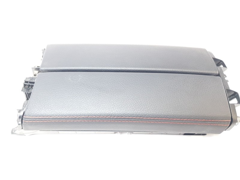Recambio de apoyabrazos central para mercedes-benz clase glb (bm 247) 1.3 cat referencia OEM IAM 17768062039H15  
