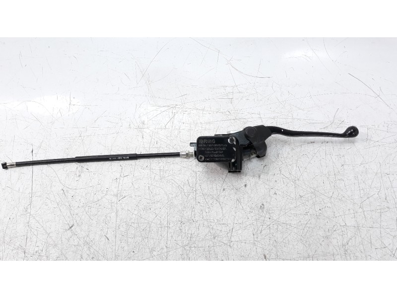 Recambio de bomba freno para yamaha tricity 300 referencia OEM IAM BOMBAFRENO  