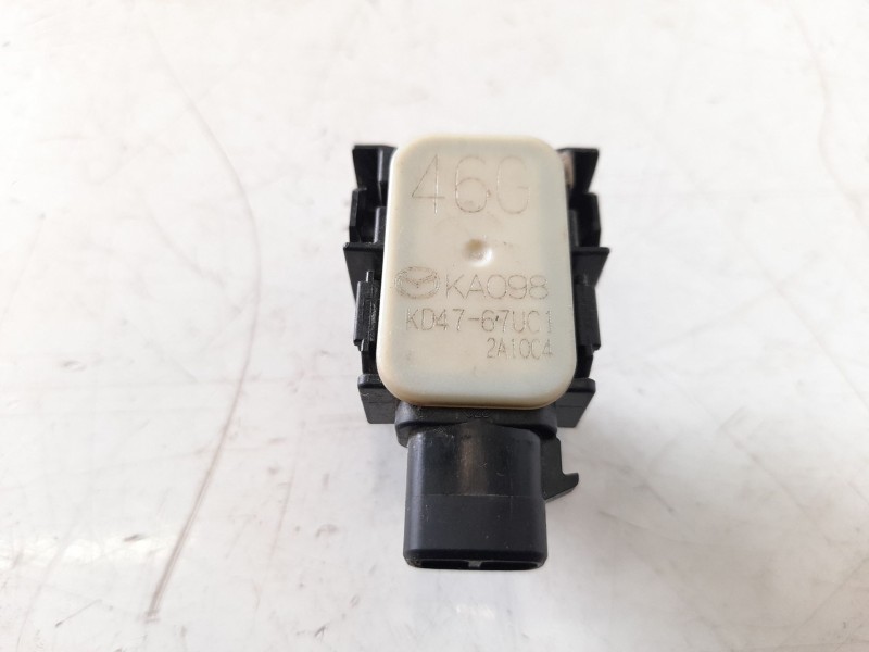 Recambio de sensor de aparcamiento para mazda cx-5 2.0 cat referencia OEM IAM KD4767UC1  