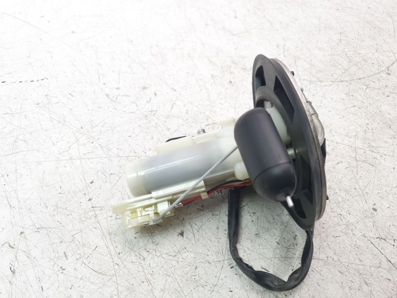 Recambio de bomba combustible para honda cb 650r referencia OEM IAM MKND52  