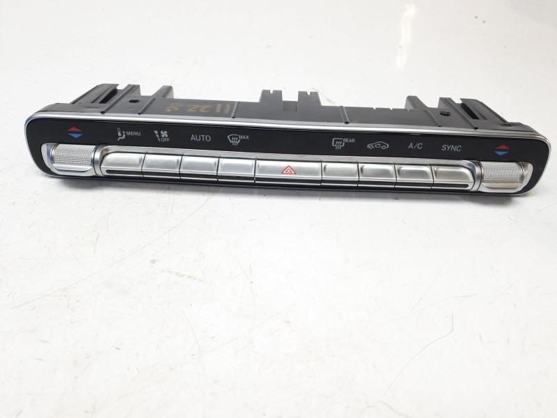 Recambio de mando climatizador para mercedes-benz clase glb (bm 247) 1.3 cat referencia OEM IAM A2479056803  