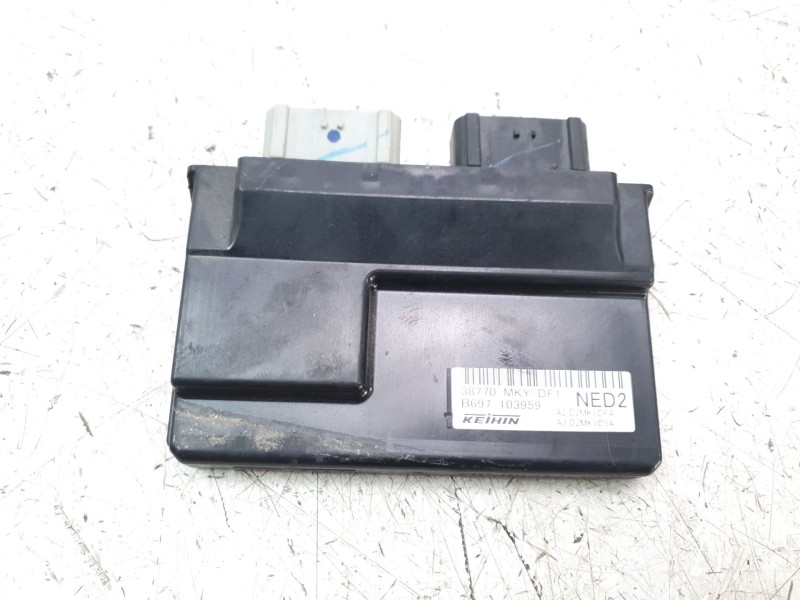 Recambio de centralita motor uce para honda cb 650r referencia OEM IAM 38770MKYDF1  