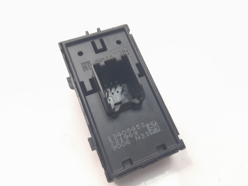 Recambio de mando elevalunas trasero derecho para opel astra k lim. 5türig dynamic referencia OEM IAM 13408452  