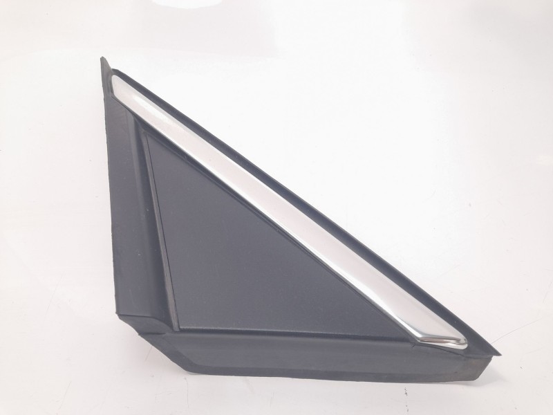 Recambio de moldura para opel astra k lim. 5türig dynamic referencia OEM IAM 39041995  