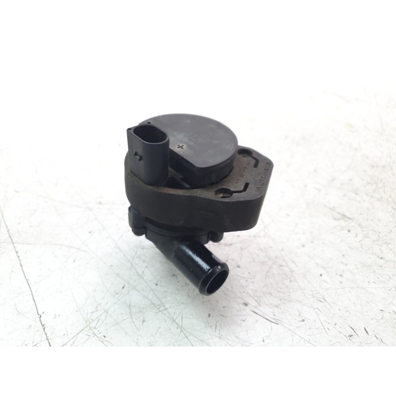 Recambio de bomba agua para mercedes-benz clase a (bm 177) a 180 d (177.003) referencia OEM IAM A2118350028  