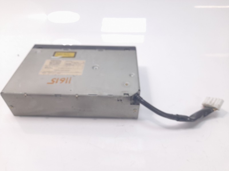 Recambio de sistema audio / radio cd para toyota land cruiser (j12) 3.0 turbodiesel referencia OEM IAM 8627060070  