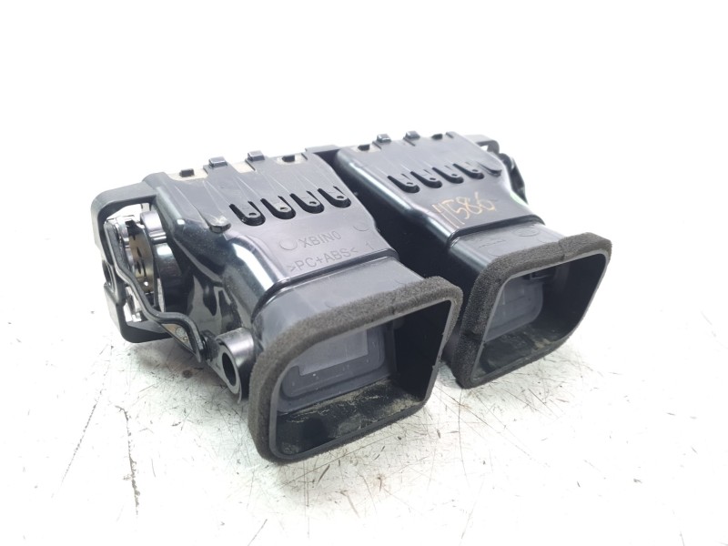 Recambio de rejilla aireadora para jaguar e-pace 2.0 diesel cat referencia OEM IAM GJ32014A22AA  