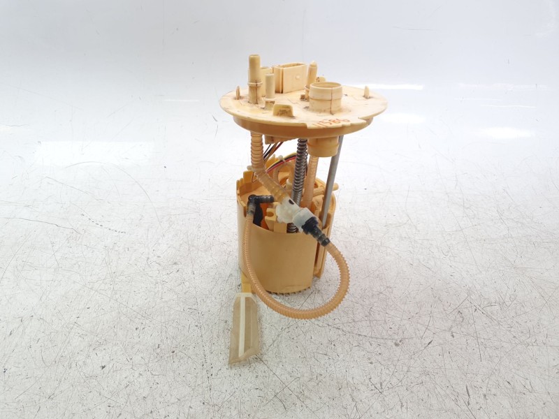 Recambio de bomba combustible para jaguar e-pace 2.0 diesel cat referencia OEM IAM J9C39H307EA  