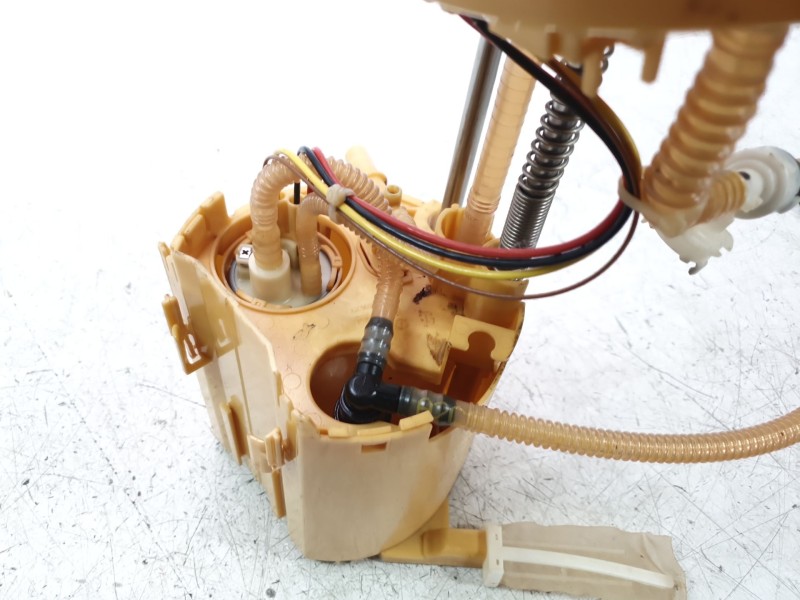 Recambio de bomba combustible para jaguar e-pace 2.0 diesel cat referencia OEM IAM J9C39H307EA  