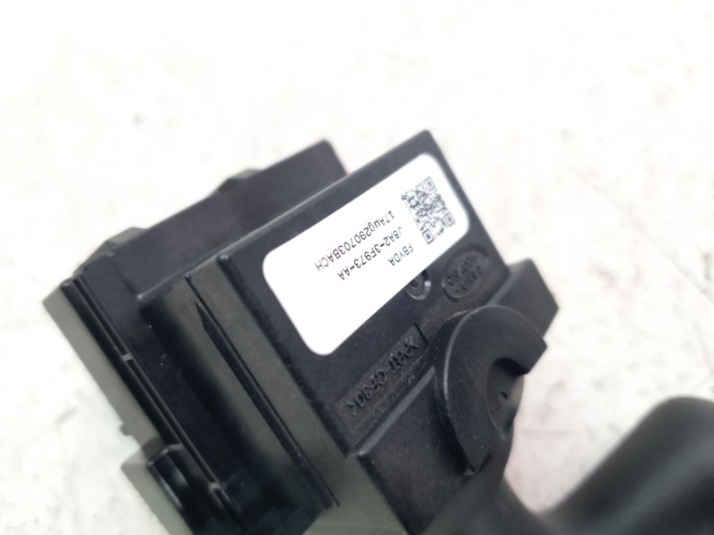 Recambio de mando limpia para jaguar e-pace 2.0 diesel cat referencia OEM IAM J8A23F973AA  
