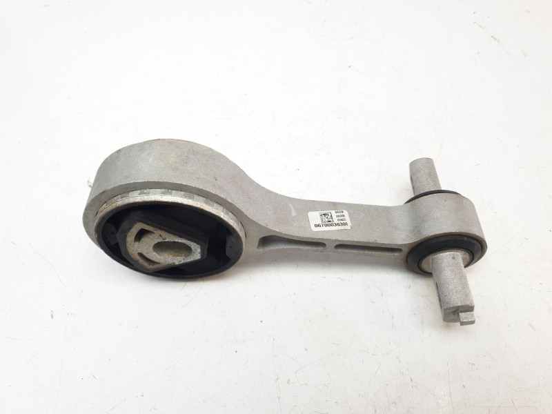 Recambio de soporte motor derecho para maserati ghibli iii (m157) 3.0 referencia OEM IAM 670003630  