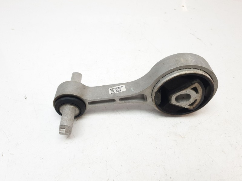 Recambio de soporte motor derecho para maserati ghibli iii (m157) 3.0 referencia OEM IAM 670003630  