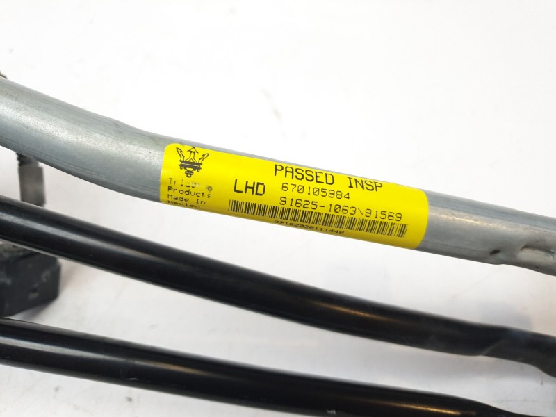 Recambio de motor limpia delantero para maserati ghibli iii (m157) 3.0 referencia OEM IAM 670105984  