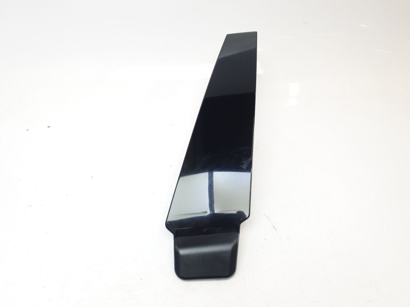 Recambio de moldura para maserati ghibli iii (m157) 3.0 referencia OEM IAM 670148472  