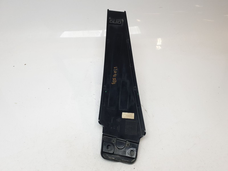 Recambio de moldura para maserati ghibli iii (m157) 3.0 referencia OEM IAM 670148472  