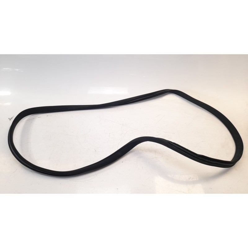 Recambio de gomas contorno puerta para mercedes-benz clase c (w204) lim. 2.1 cdi cat referencia OEM IAM A2046970151  