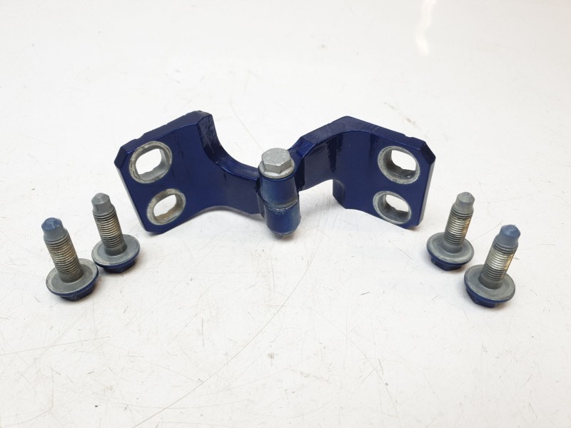Recambio de bisagra puerta para maserati ghibli iii (m157) 3.0 referencia OEM IAM 675000160  