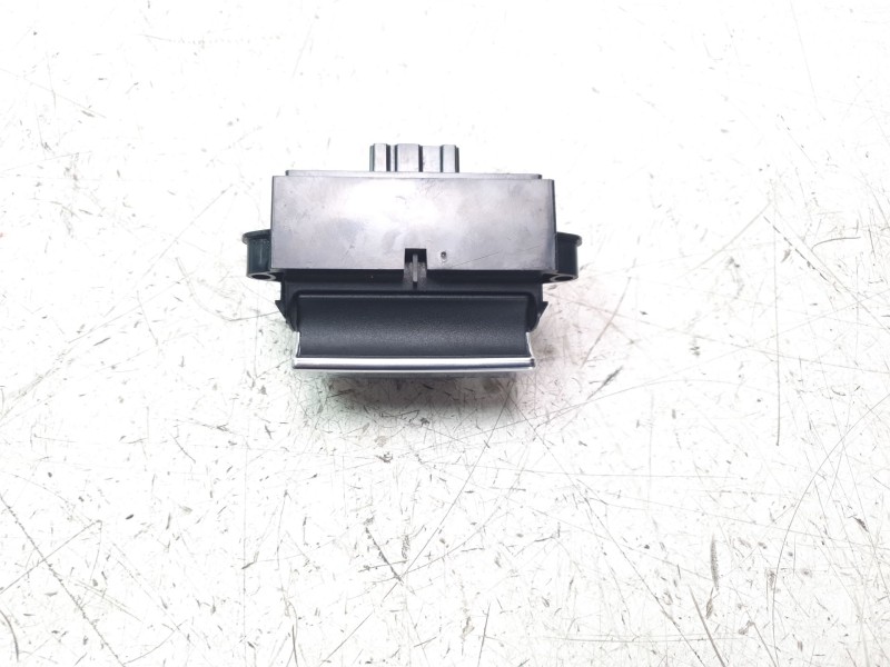Recambio de palanca freno para jaguar e-pace 2.0 diesel cat referencia OEM IAM J9C32B623  