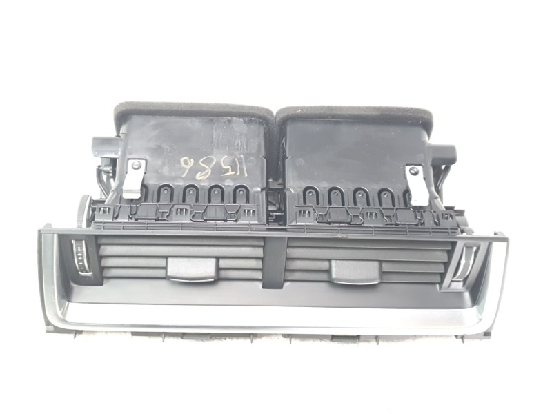 Recambio de rejilla aireadora para jaguar e-pace 2.0 diesel cat referencia OEM IAM J9C3014L21AD  