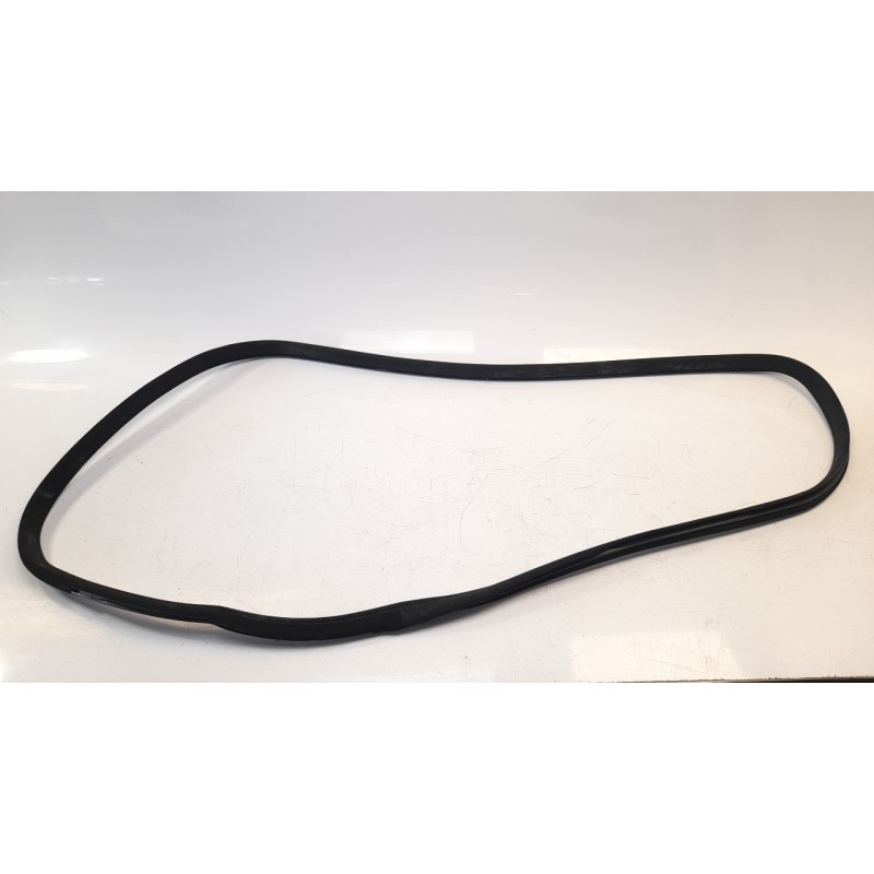 Recambio de gomas contorno puerta para mercedes-benz clase c (w204) lim. 2.1 cdi cat referencia OEM IAM A2047270387  