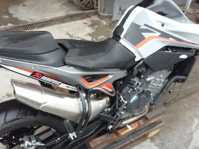 Recambio de abs para ktm duke 790 duke l referencia OEM IAM   