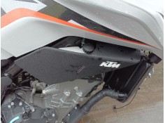 Recambio de moldura para ktm duke 790 duke l referencia OEM IAM   