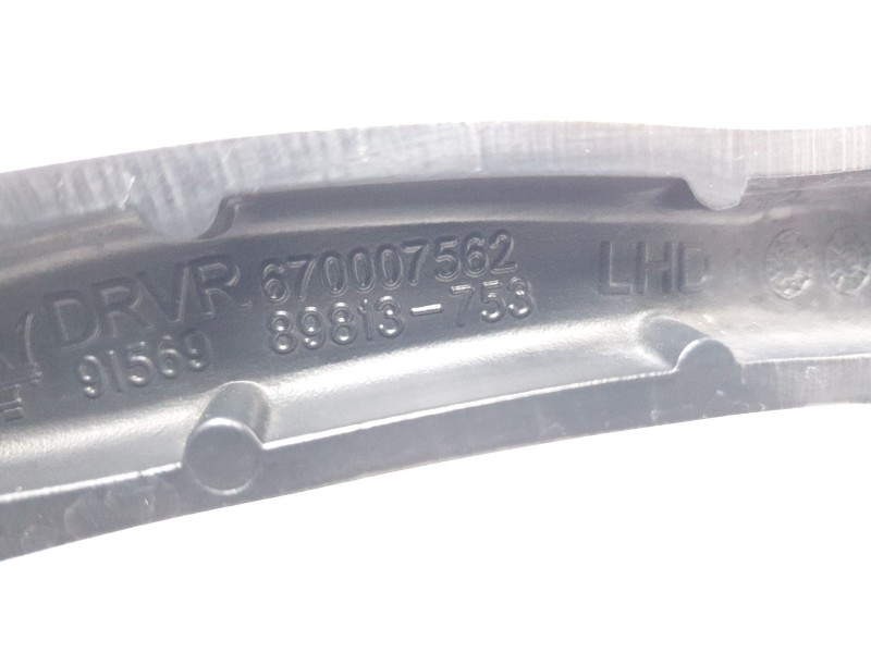 Recambio de brazo limpia delantero izquierdo para maserati ghibli iii (m157) 3.0 referencia OEM IAM 670007562  