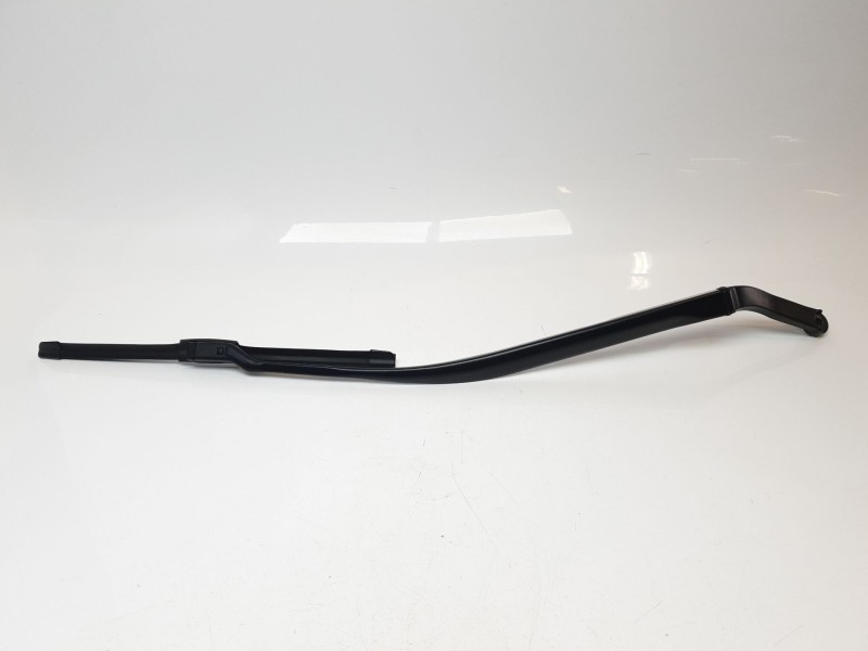 Recambio de brazo limpia delantero derecho para maserati ghibli iii (m157) 3.0 referencia OEM IAM 670001642  