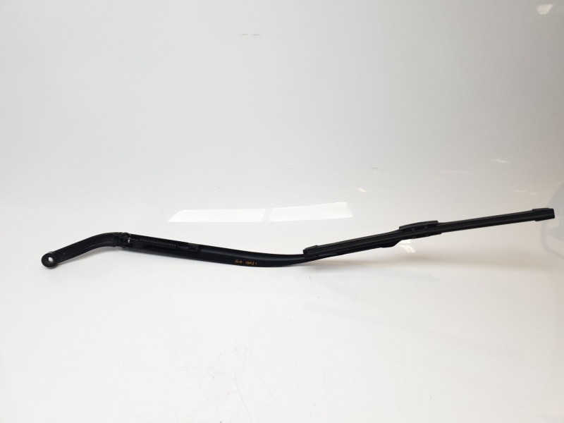 Recambio de brazo limpia delantero derecho para maserati ghibli iii (m157) 3.0 referencia OEM IAM 670001642  