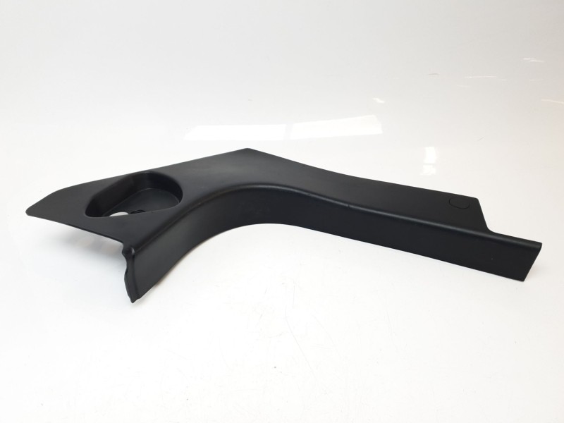 Recambio de moldura para maserati ghibli iii (m157) 3.0 referencia OEM IAM 670011367  