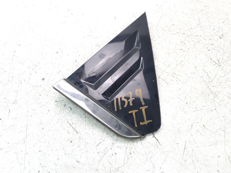 Recambio de moldura para opel astra 5p elegance referencia OEM IAM 9838655180  