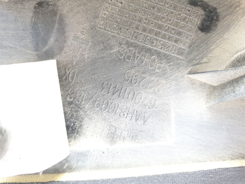 Recambio de moldura para maserati ghibli iii (m157) 3.0 referencia OEM IAM 670011413  