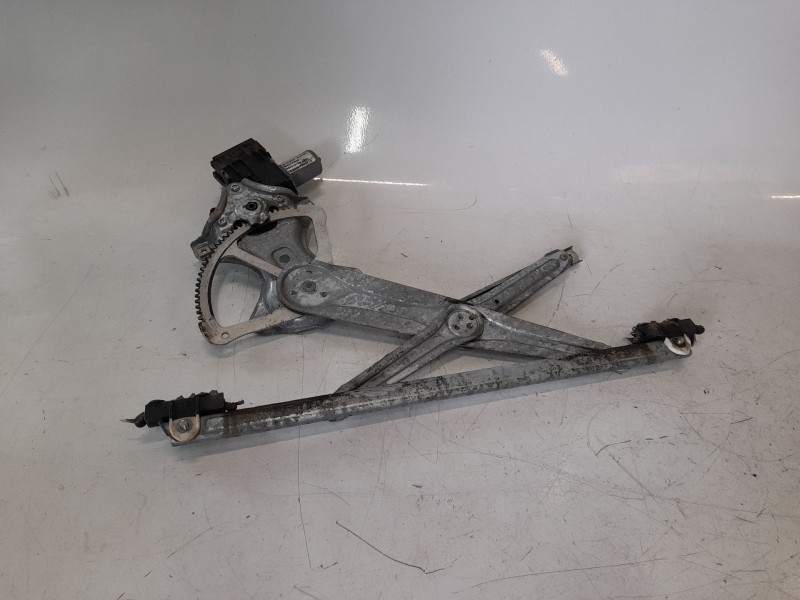Recambio de cerradura puerta delantera izquierda para toyota c-hr (_x1_) 1.8 hybrid (zyx10_, zyx11_) referencia OEM IAM 69040F40