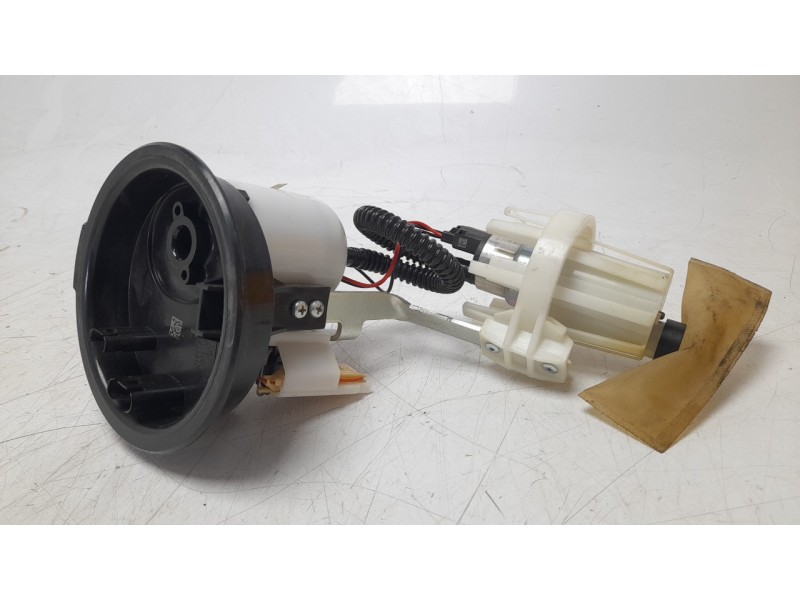 Recambio de bomba combustible para bmw r 1250 r referencia OEM IAM 8393577  