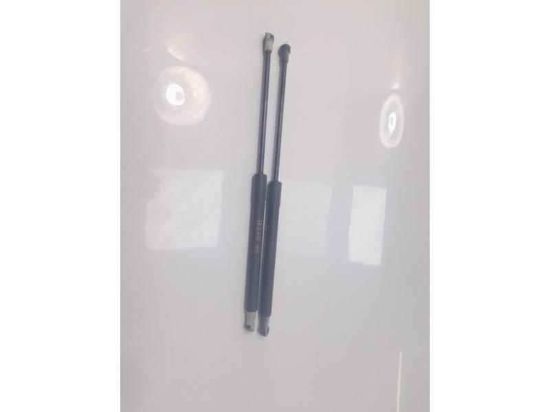 Recambio de amortiguadores capo para alfa romeo giulia (952) 2.2 jtdm cat referencia OEM IAM 50543487  