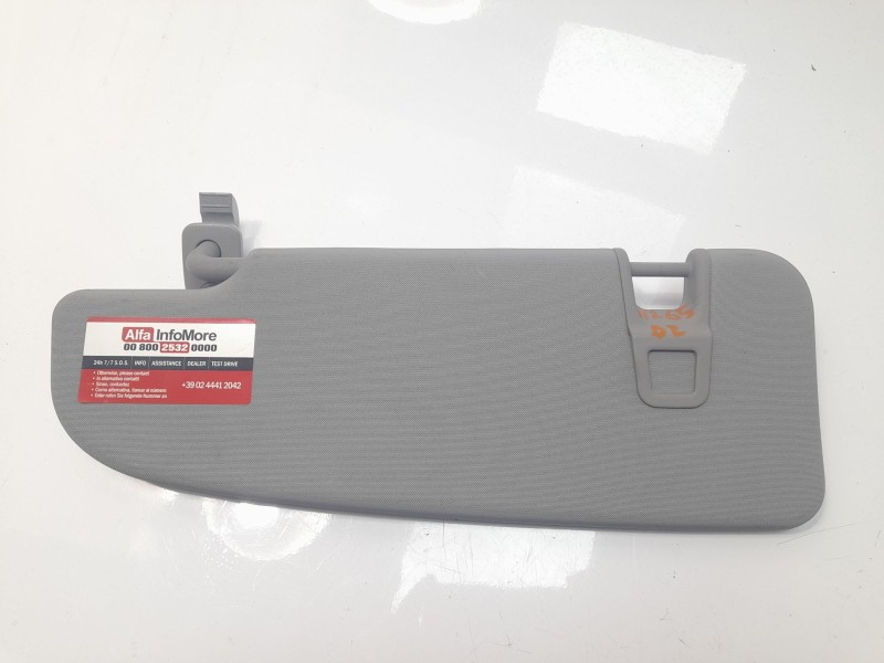 Recambio de parasol izquierdo para alfa romeo giulia (952) 2.2 jtdm cat referencia OEM IAM 156110566  