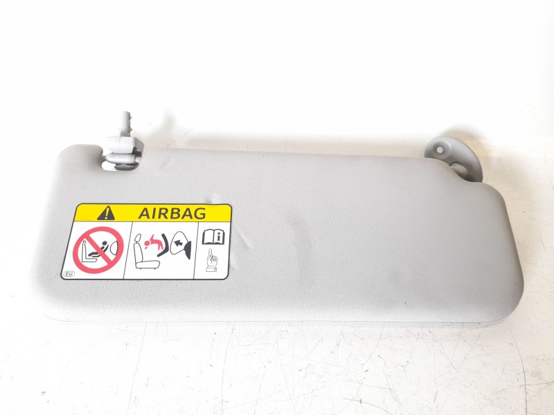 Recambio de parasol derecho para toyota hilux vii 2.4 d referencia OEM IAM 743100KF10B0  