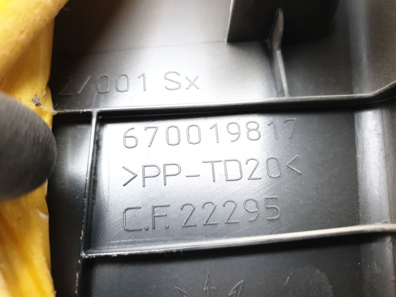 Recambio de moldura para maserati ghibli iii (m157) 3.0 referencia OEM IAM 670072927  