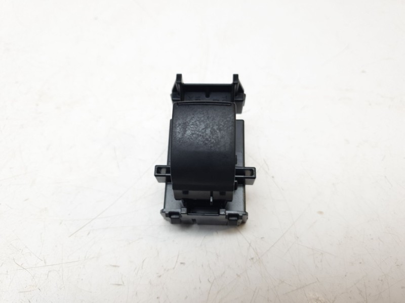 Recambio de mando elevalunas trasero derecho para toyota yaris cross (mxp_) 1.5 hybrid (mxpj10) referencia OEM IAM 8481002260 19