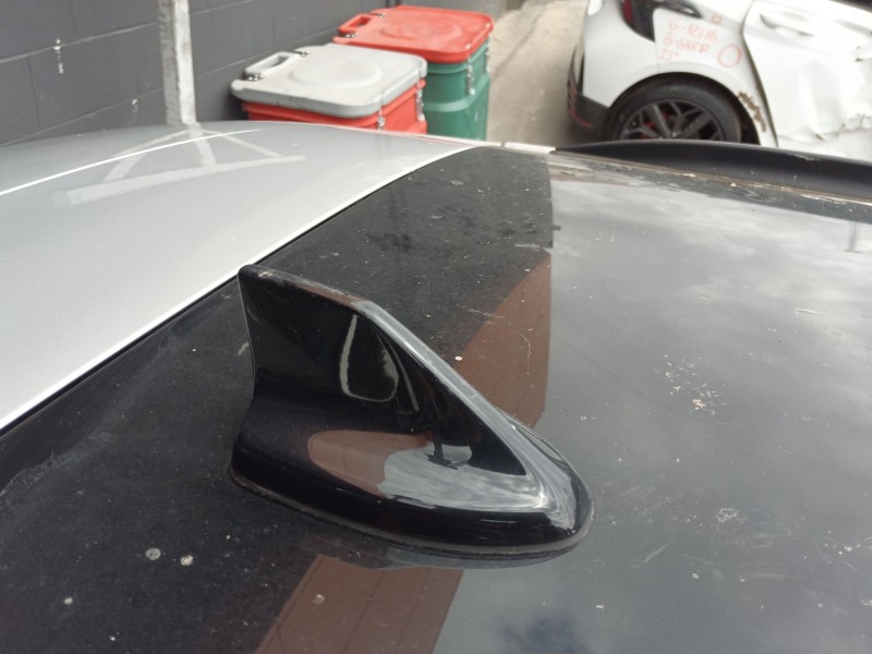 Recambio de antena para ford focus sportbreak focus sportbreak referencia OEM IAM 2411237  