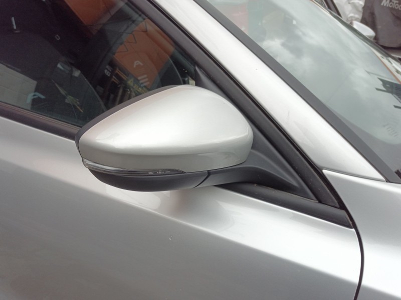 Recambio de retrovisor derecho para ford focus sportbreak focus sportbreak referencia OEM IAM   