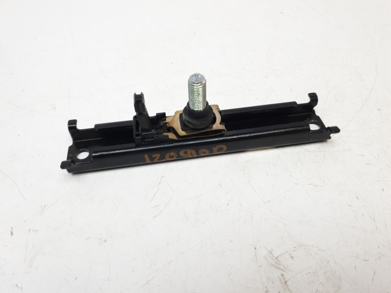 Recambio de cinturon seguridad delantero derecho para maserati ghibli iii (m157) 3.0 referencia OEM IAM 670001425  