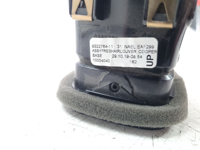 Recambio de rejilla aireadora para mini countryman (f60) cooper s e all4 referencia OEM IAM 933276411  