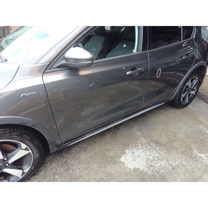 Recambio de estribos laterales para ford focus iv (hn) 1.0 ecoboost mhev active referencia OEM IAM   
