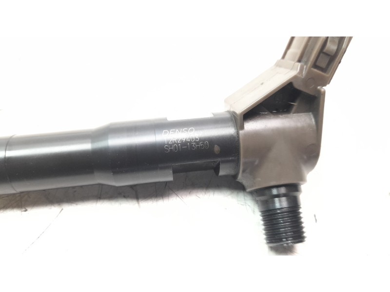 Recambio de inyector para mazda cx-5 luxury 2wd referencia OEM IAM SH0113H50  